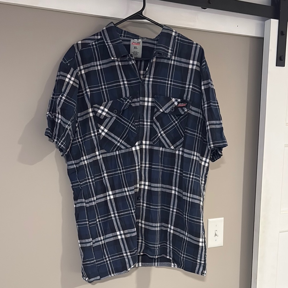 Dickies Blue and White Casual Button Down Shirt